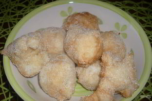 Пончики в сахаре