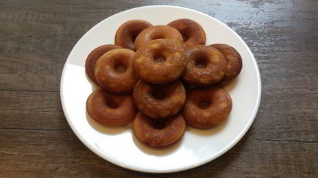 пончики в шоколадной глазури