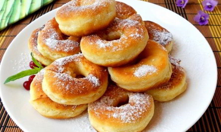 Рецепт пышные пончики из плавленого сыра
