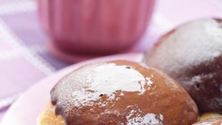 Шоколадные пончики