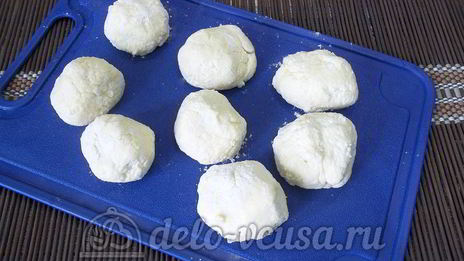 творожные пончики с шоколадом