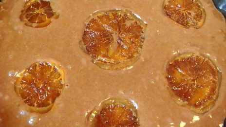 коврижка на гранатовом соке с карамелизированными апельсинами