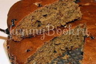 Коврижка с изюмом и орехами