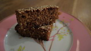 Коврижка с кунжутом и имбирем