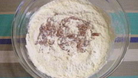 коврижка с вареньем на кефире