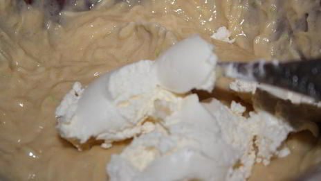 кабачковая шарлотка