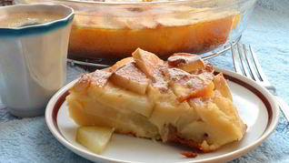 Классическая шарлотка с творогом