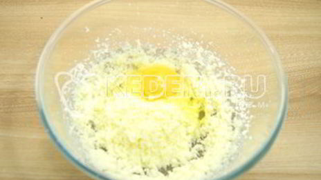 нежная шарлотка с яблоками в духовке