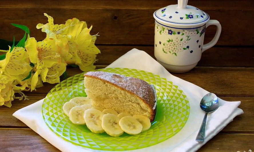 Рецепт шарлотка с бананами