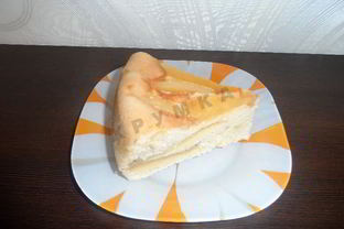 Шарлотка с грушами в мультиварке