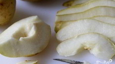 шарлотка с грушей в мультиварке