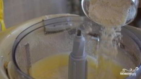 шарлотка с курагой