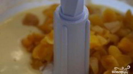 шарлотка с курагой