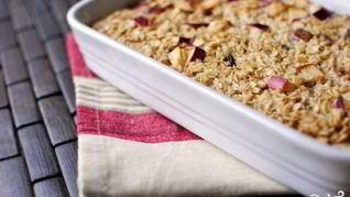 Шарлотка с овсянкой