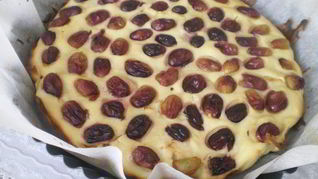 Творожная шарлотка с изюминкой