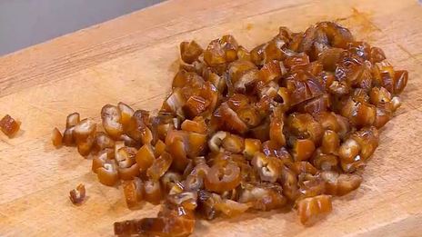 быстрый штрудель с финиками и орехами