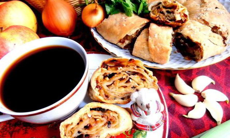 Рецепт хрустящий постный штрудель с ароматной полезной начинкой