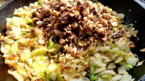 хрустящий постный штрудель с ароматной полезной начинкой