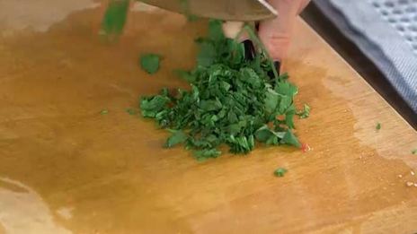 овощной штрудель с фасолью и паприкой