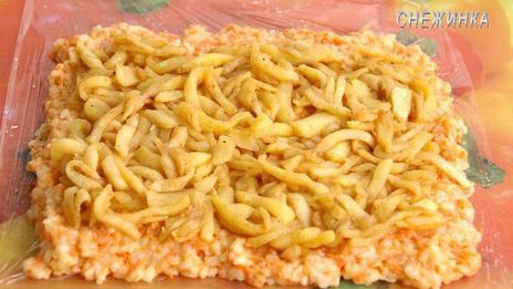 рисовый штрудель с томатно-яблочным джемом