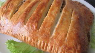 Рыбный штрудель из творожного теста