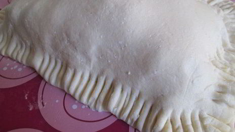 рыбный штрудель из творожного теста