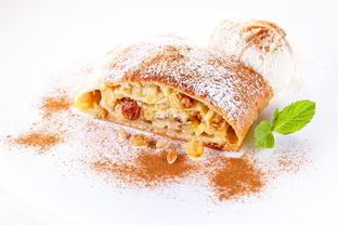 Штрудель из слоеного теста