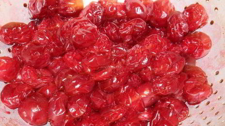 штрудель из вытяжного теста с вишнями