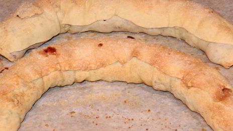 штрудель из вытяжного теста с вишнями