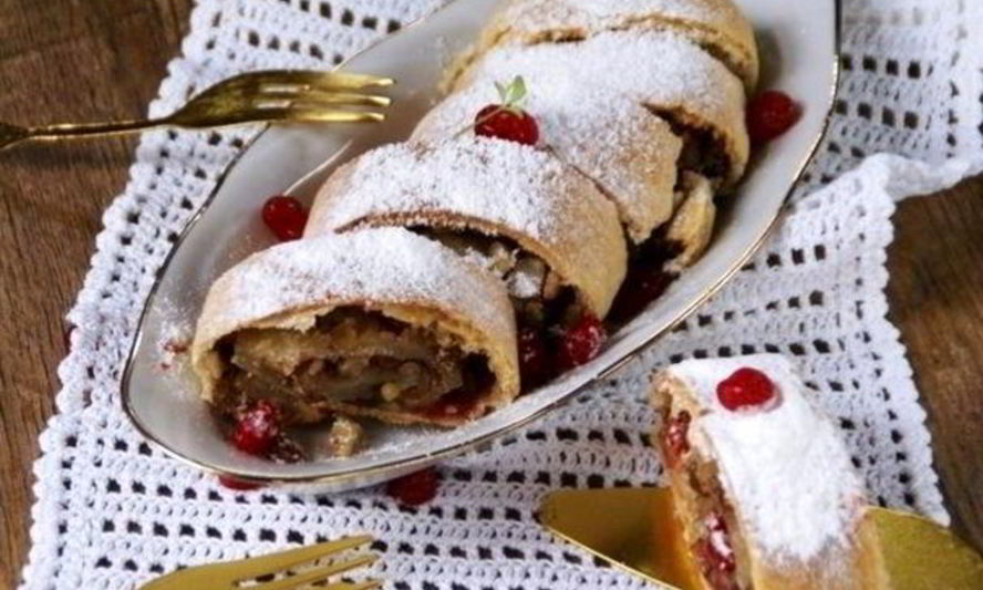 Рецепт штрудель с сухофруктами