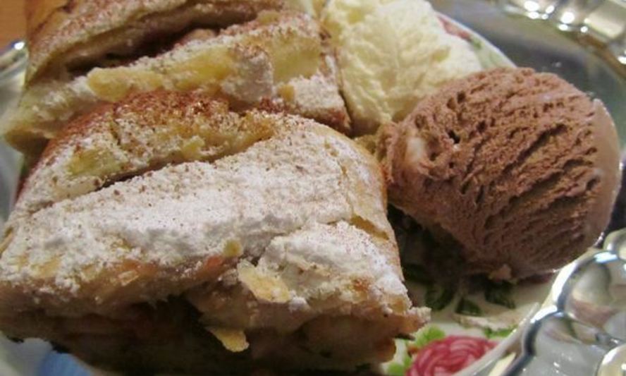 Рецепт штрудель яблочный с изюмом и малиной