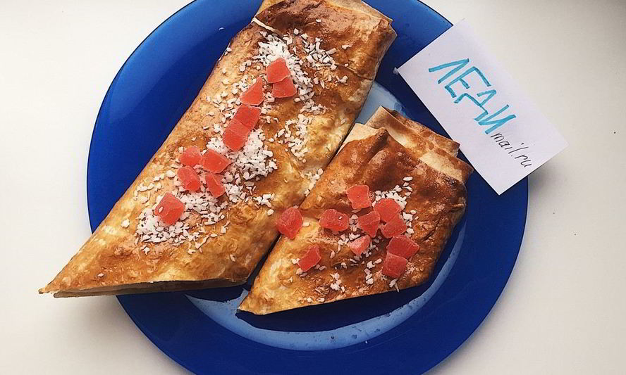 Рецепт творожно-яблочный штрудель с цукатами