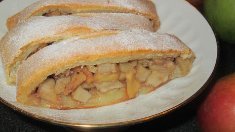 венский яблочный штрудель из творожного теста