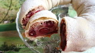 Вишневый штрудель