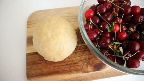 вишневый штрудель