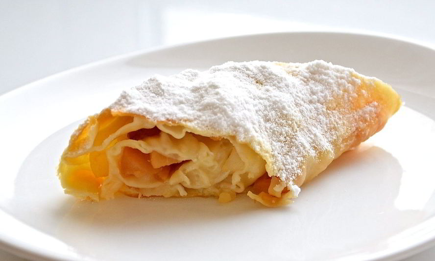 Рецепт яблочный штрудель из слоеного дрожжевого теста