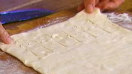 яблочный штрудель с изюмом