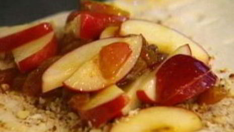 яблочный штрудель с изюмом
