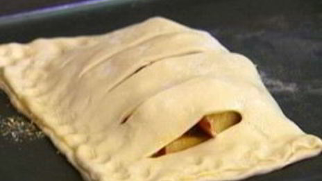 яблочный штрудель с изюмом