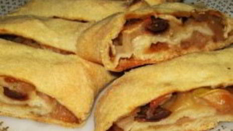 яблочный штрудель с изюмом