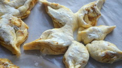 слойки с джемом и семечками