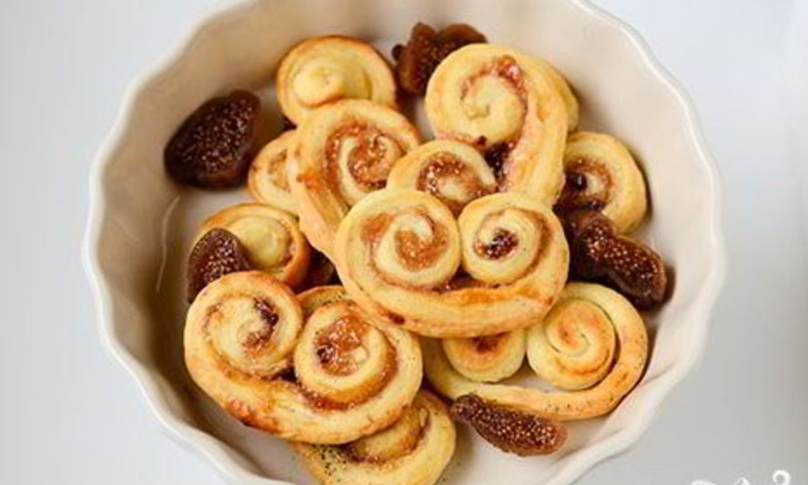 Рецепт слойки с джемом