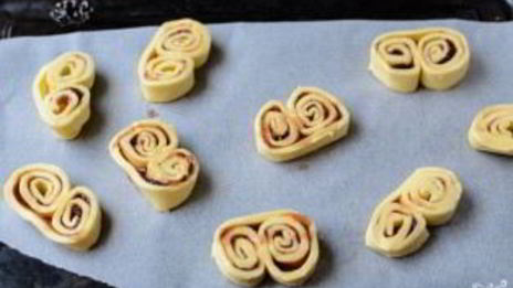 слойки с джемом