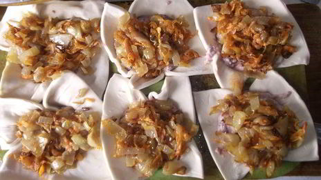 слойки с куриной печенью пролиски