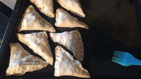 слойки с начинкой из груш