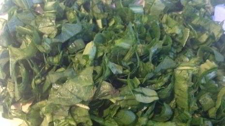 слойки с щавелем, сыром и яйцом