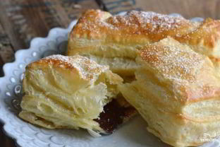 Слойки с шоколадом