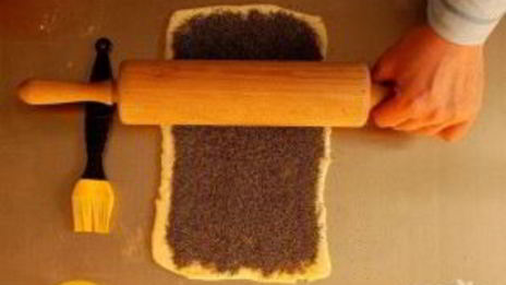 слойки с сыром и маком