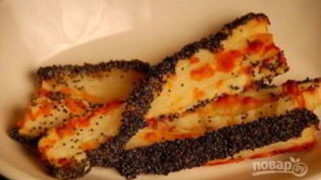 слойки с сыром и маком