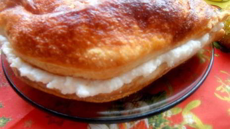 слойки с творогом румяные хрюши